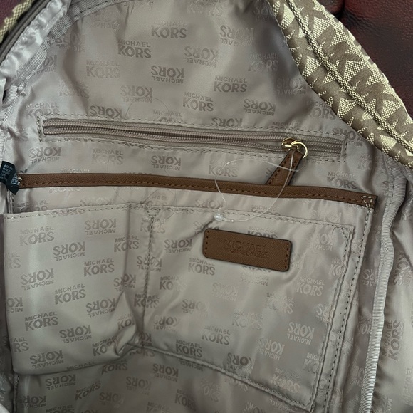 Michael Kors bookbag used once only - Picture 3 of 3